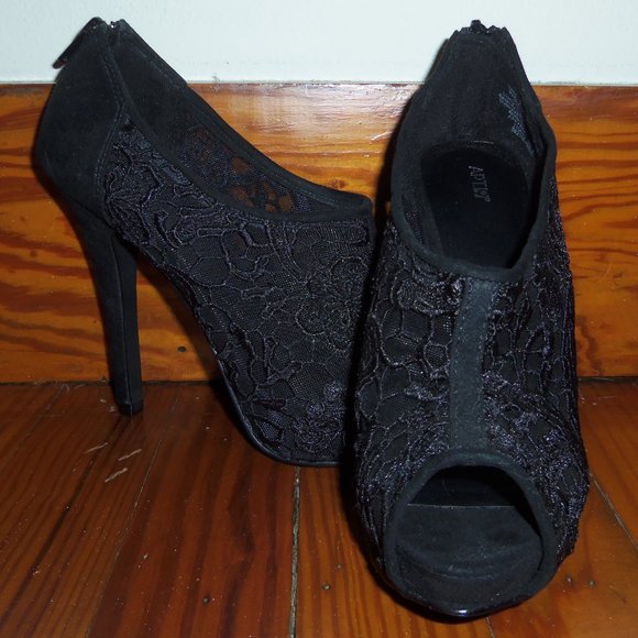Apt. 9 Shoes - Black Lace & Velvet Peep Toe Platform Stiletto Heels NWOT